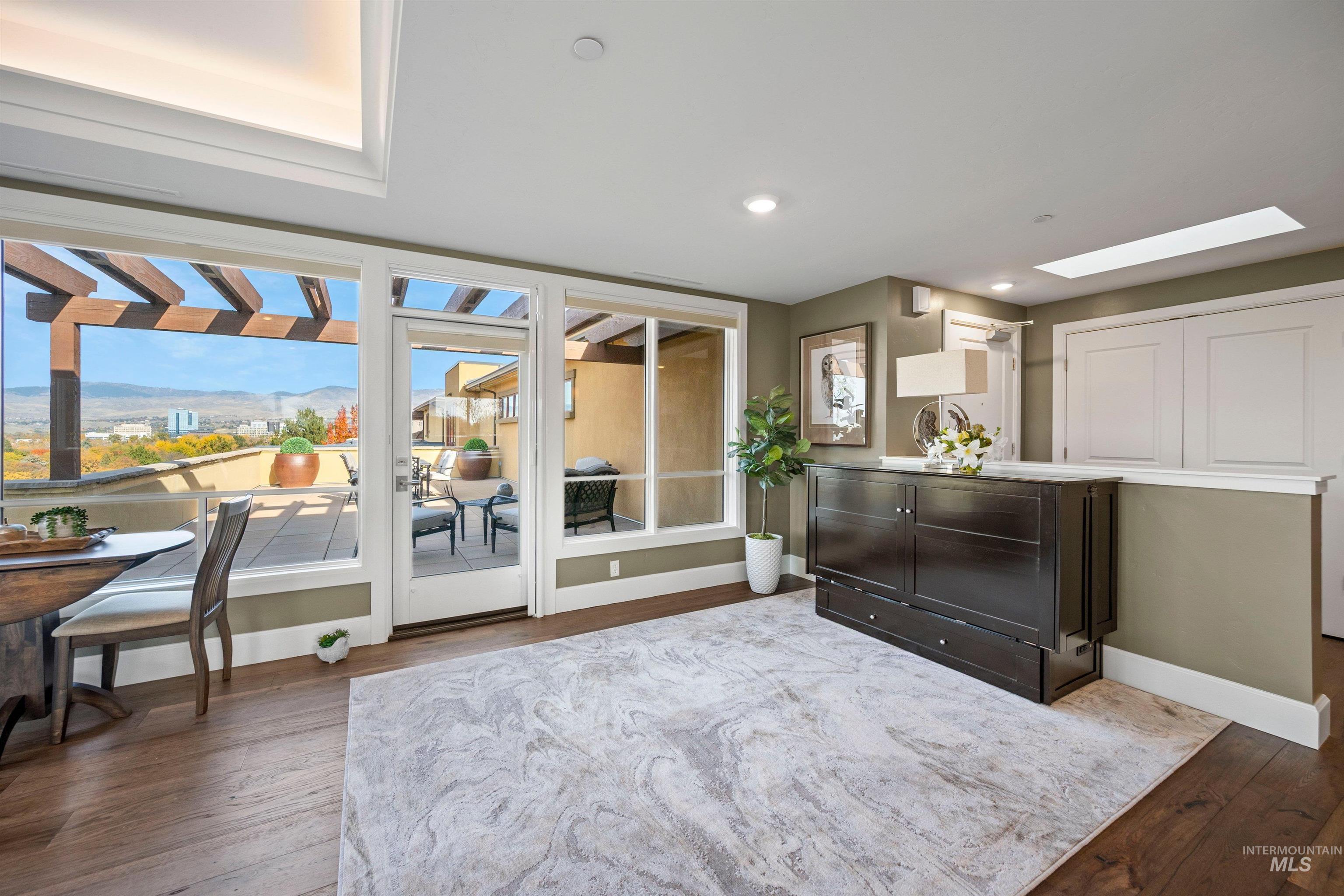 3075 W Crescent Rim Drive Unit: 301