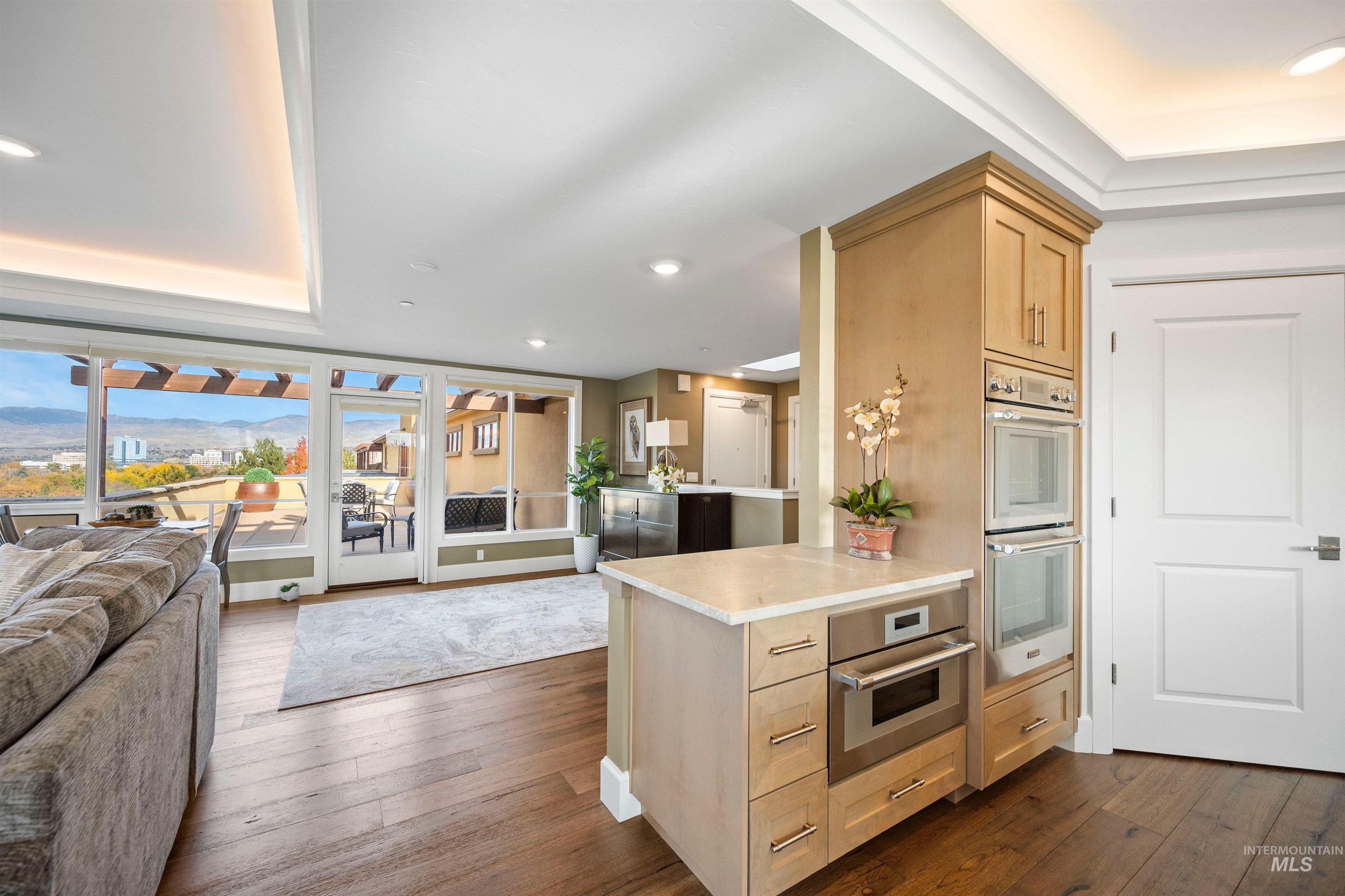 3075 W Crescent Rim Drive Unit: 301