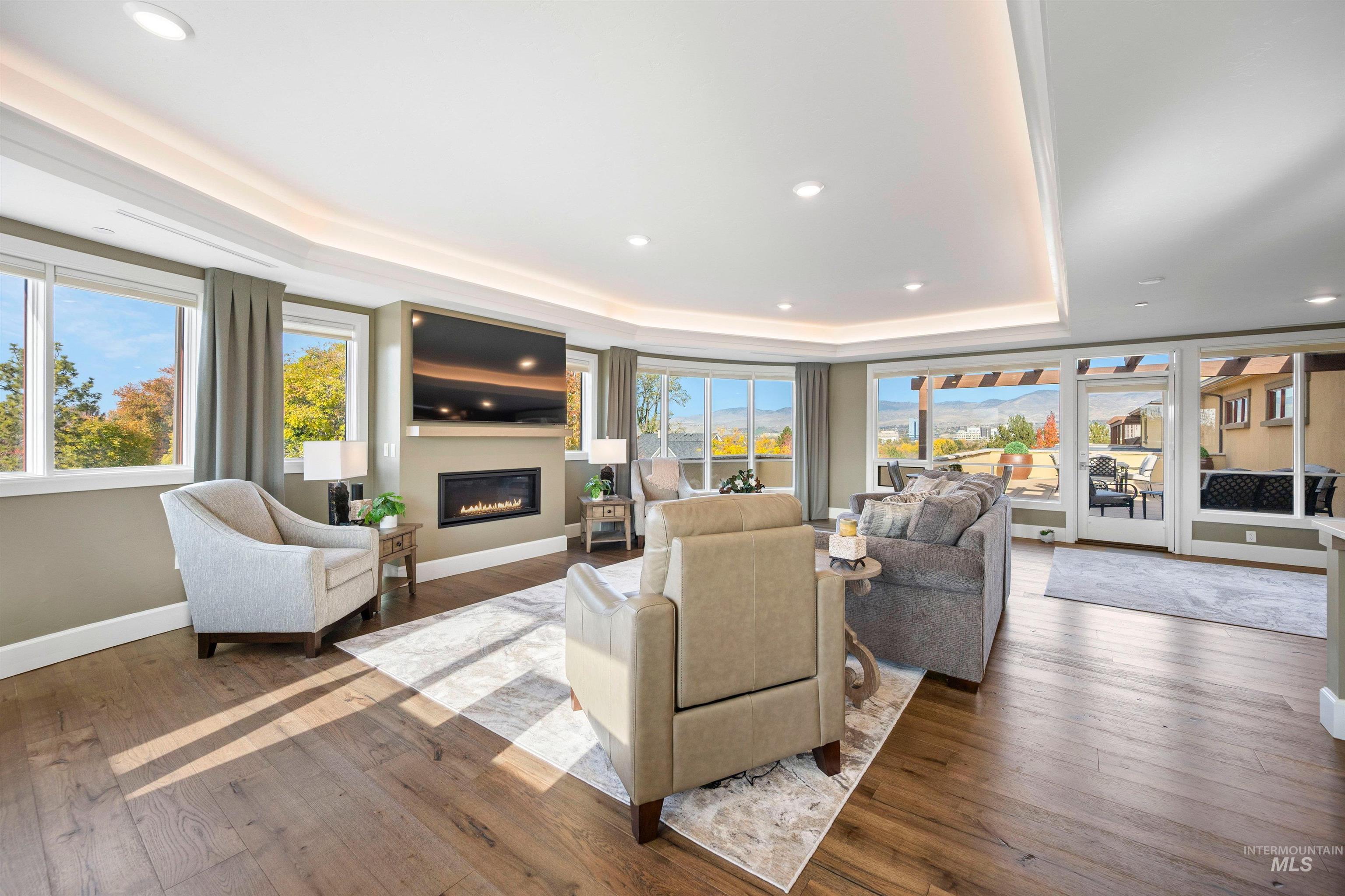 3075 W Crescent Rim Drive Unit: 301