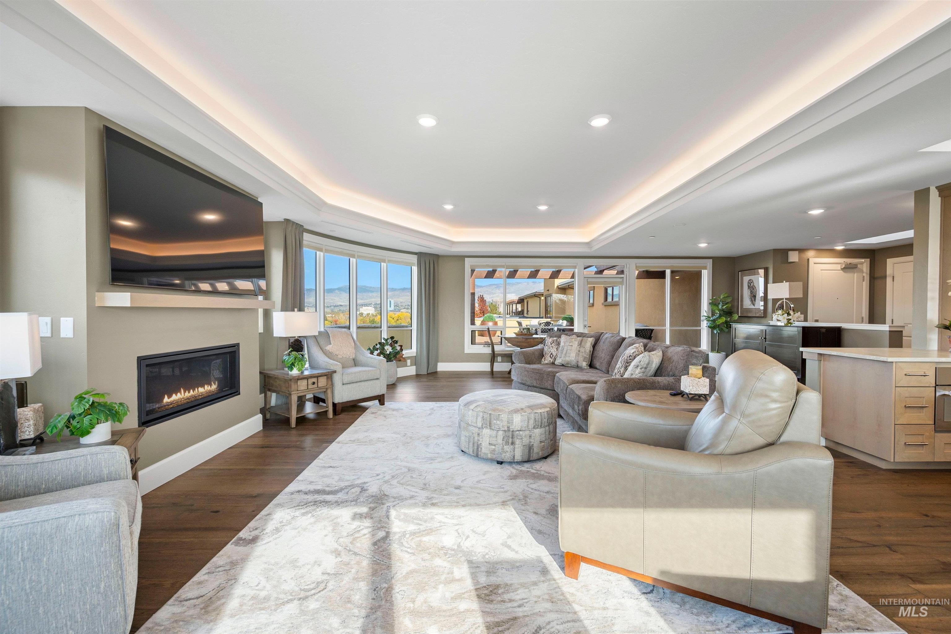 3075 W Crescent Rim Drive Unit: 301