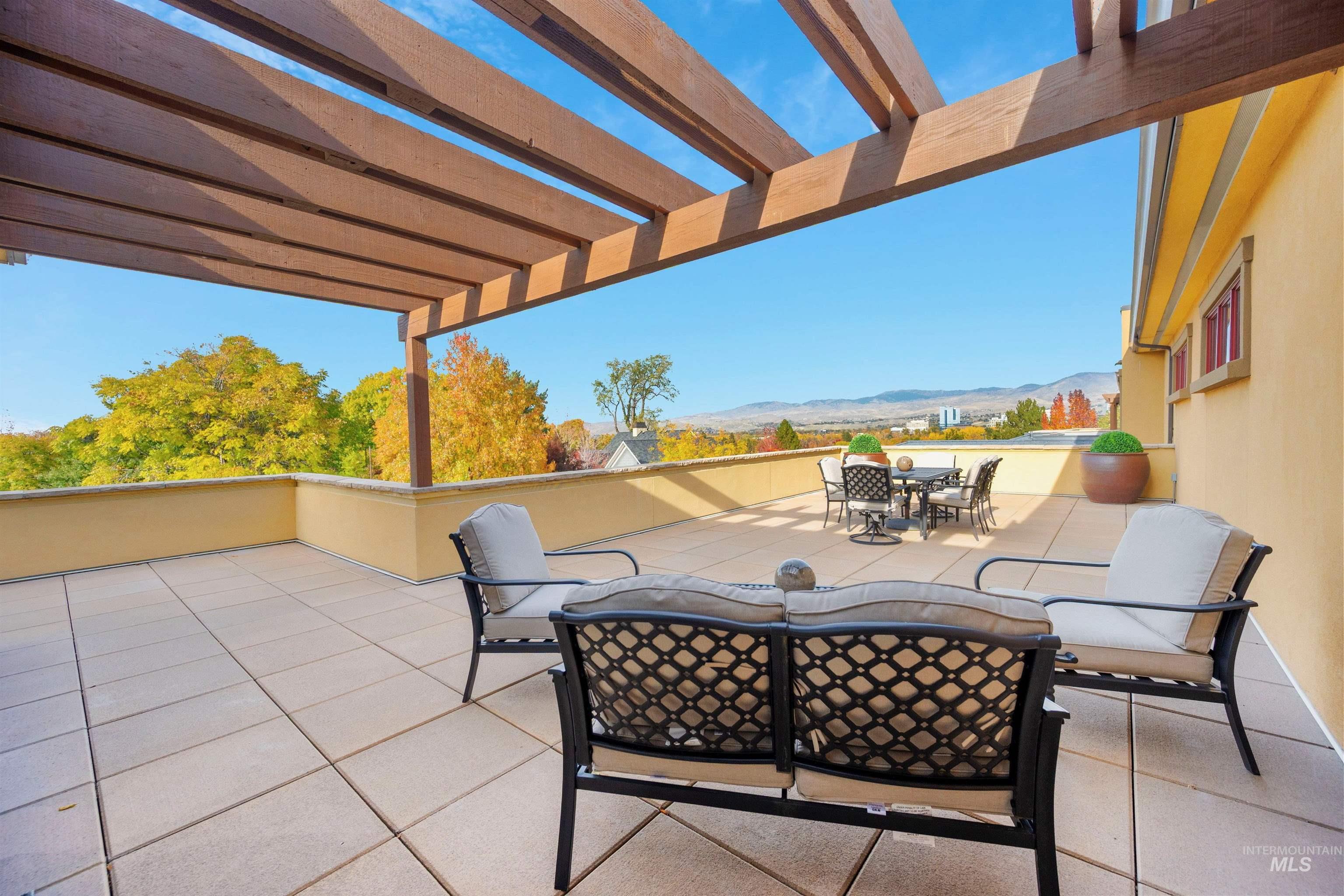 3075 W Crescent Rim Drive Unit: 301