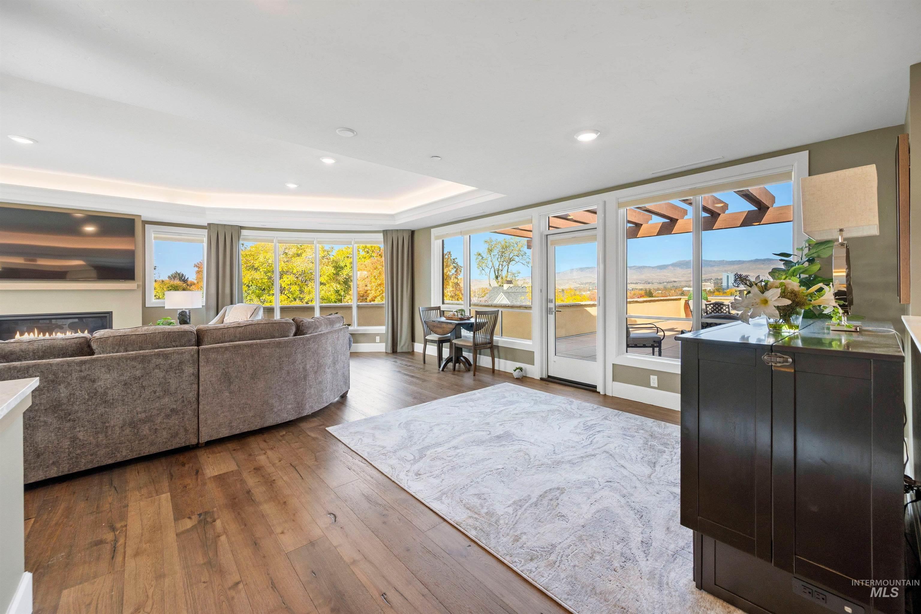 3075 W Crescent Rim Drive Unit: 301