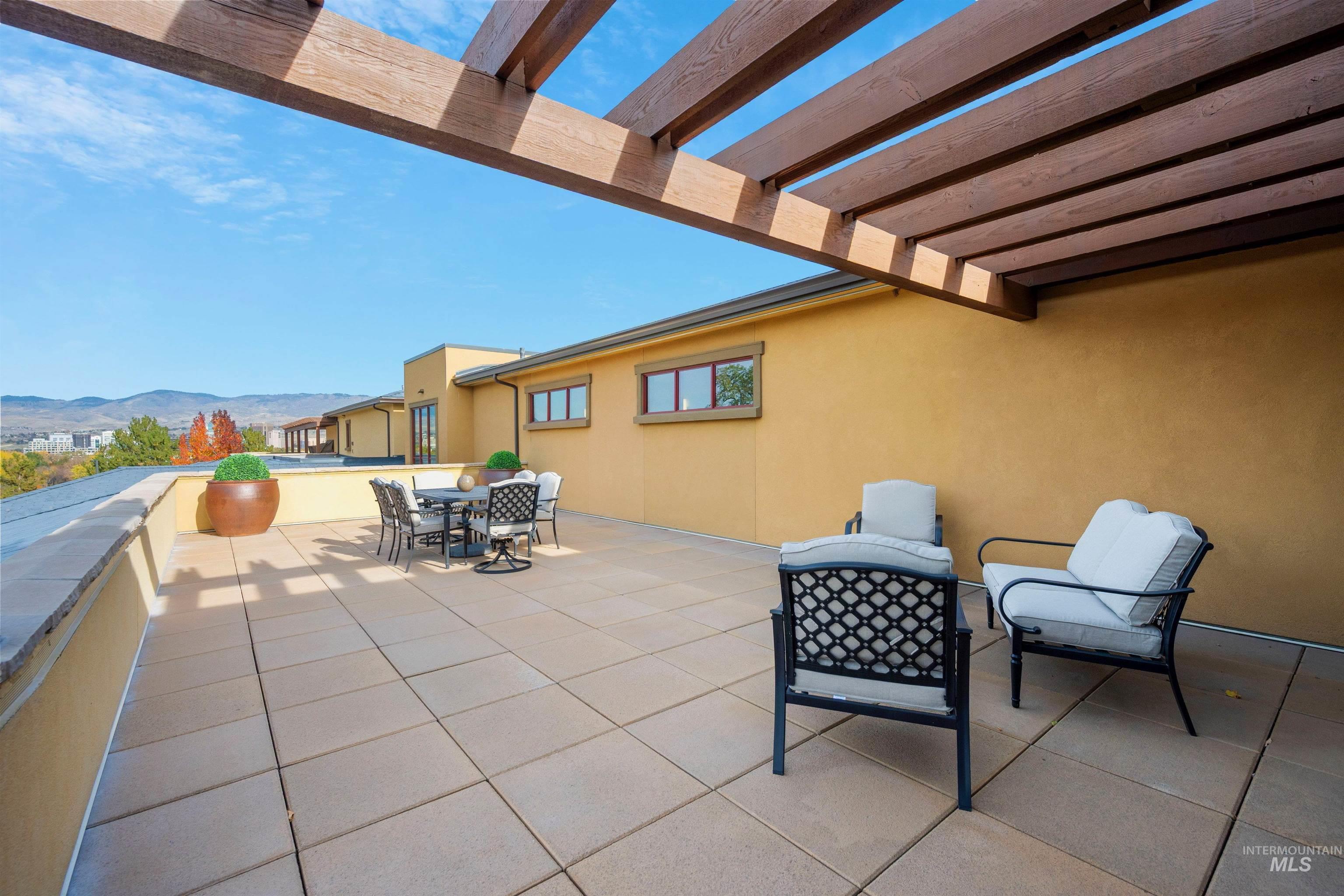 3075 W Crescent Rim Drive Unit: 301