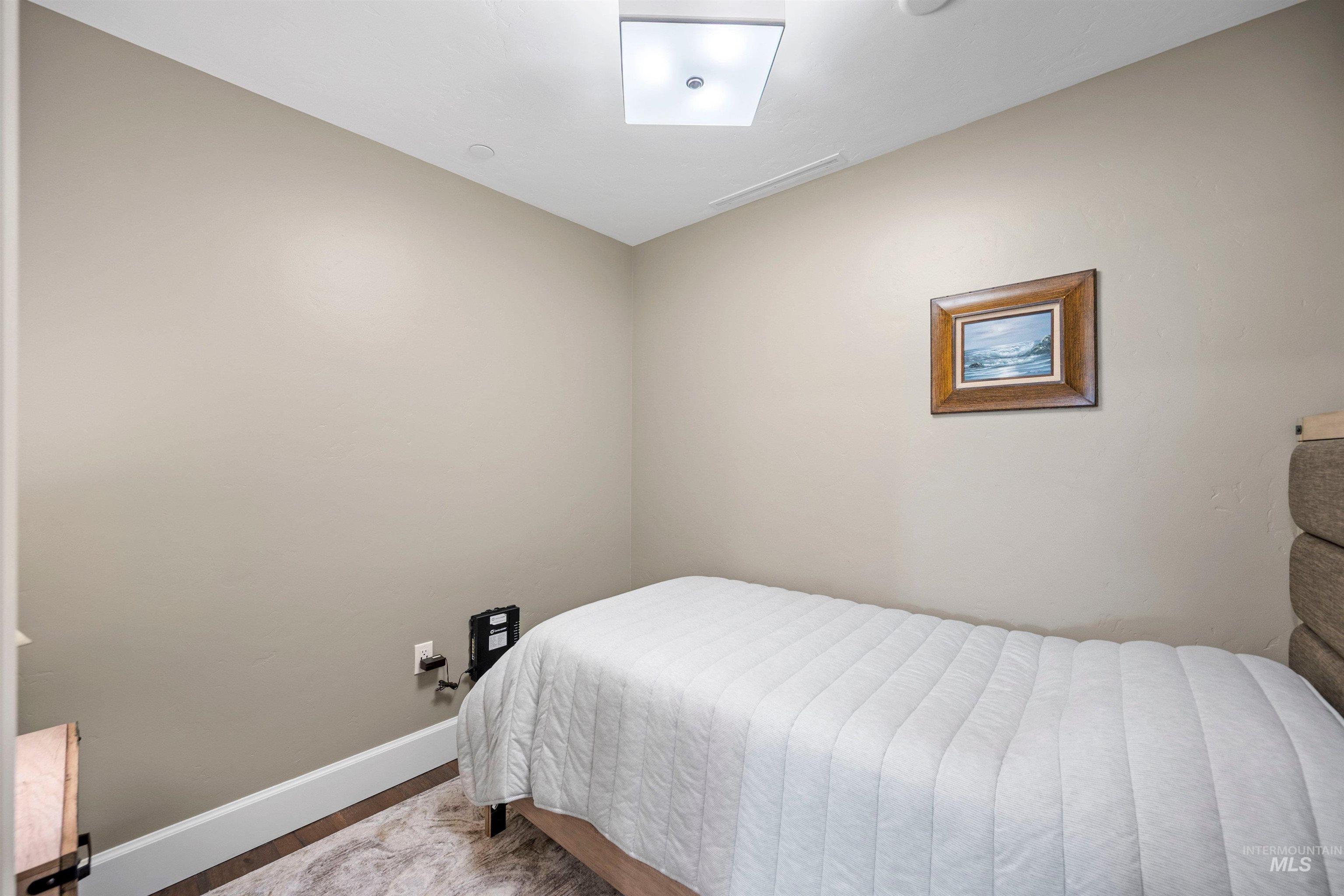 3075 W Crescent Rim Drive Unit: 301