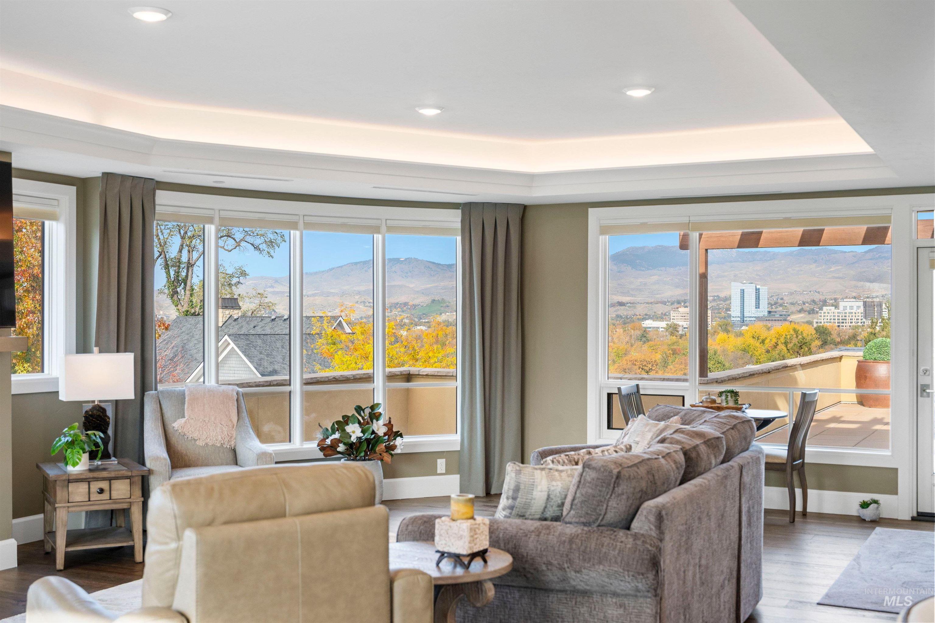 3075 W Crescent Rim Drive Unit: 301