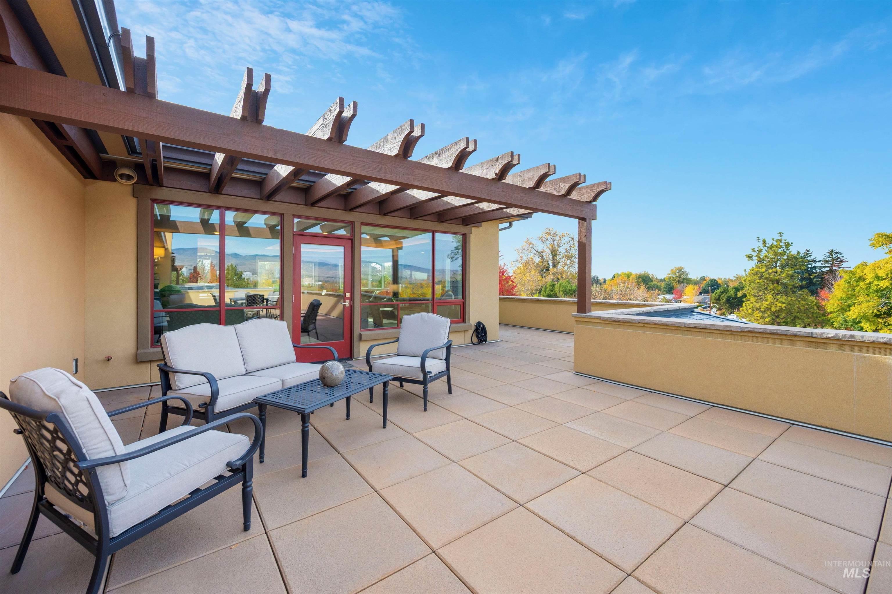 3075 W Crescent Rim Drive Unit: 301