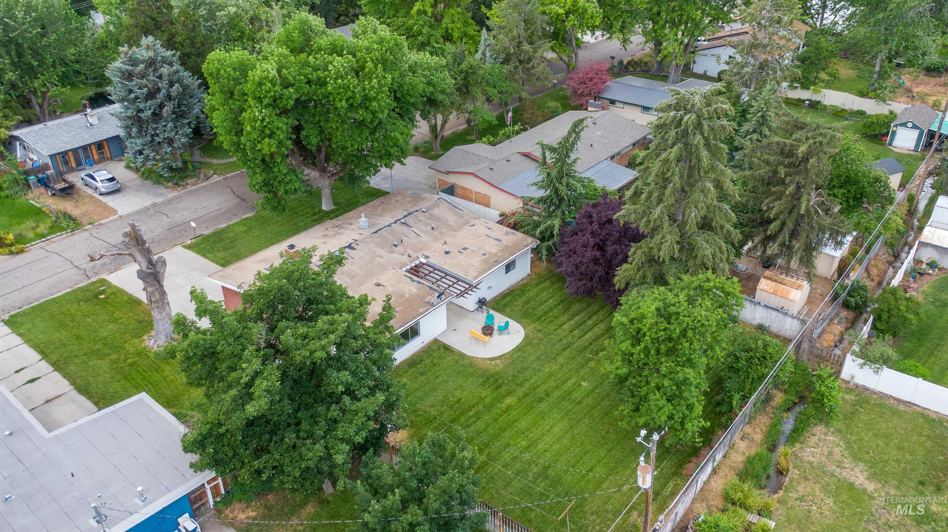 4420 W Clearview Dr