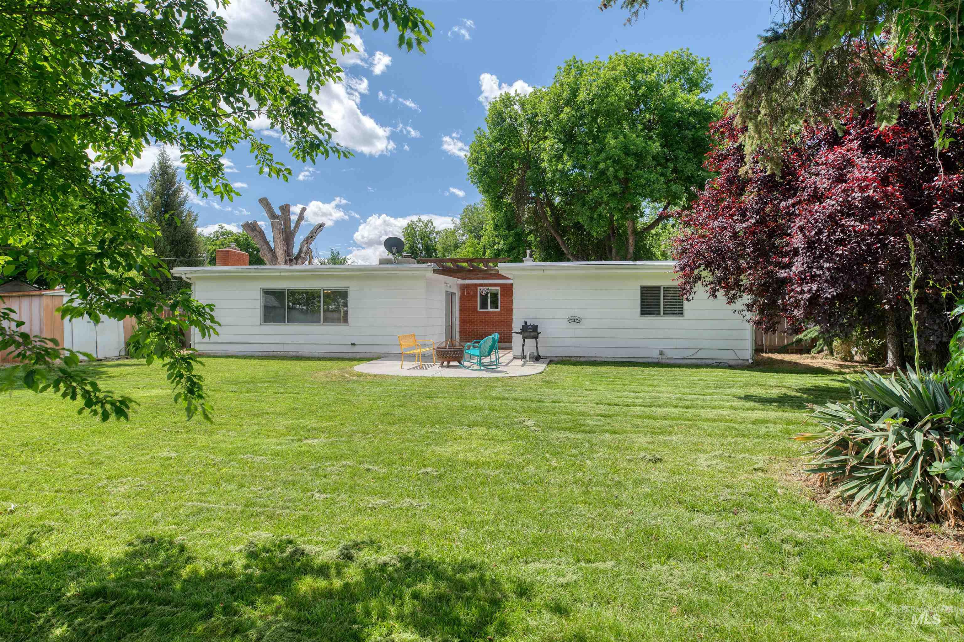 4420 W Clearview Dr
