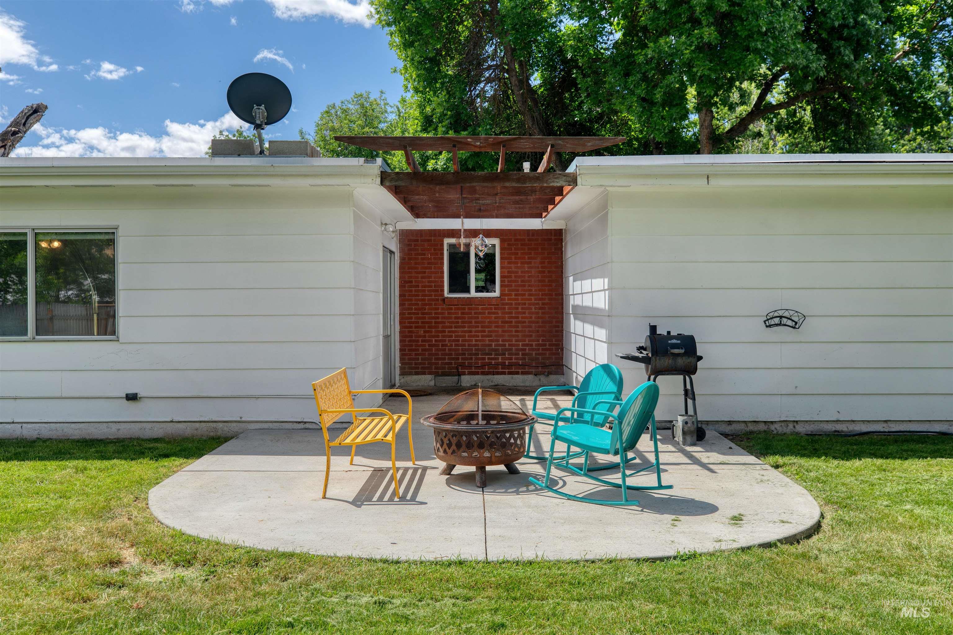 4420 W Clearview Dr