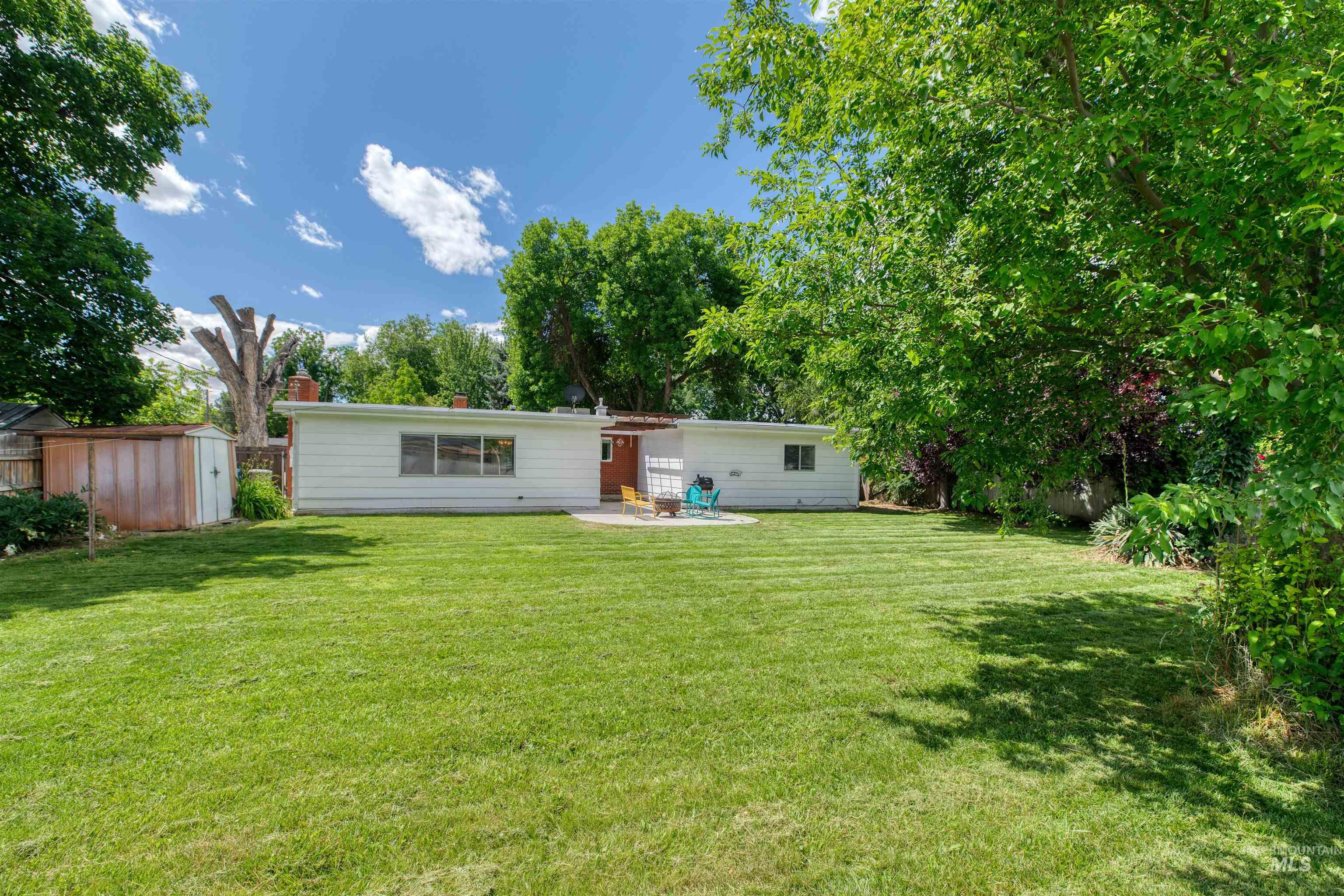 4420 W Clearview Dr
