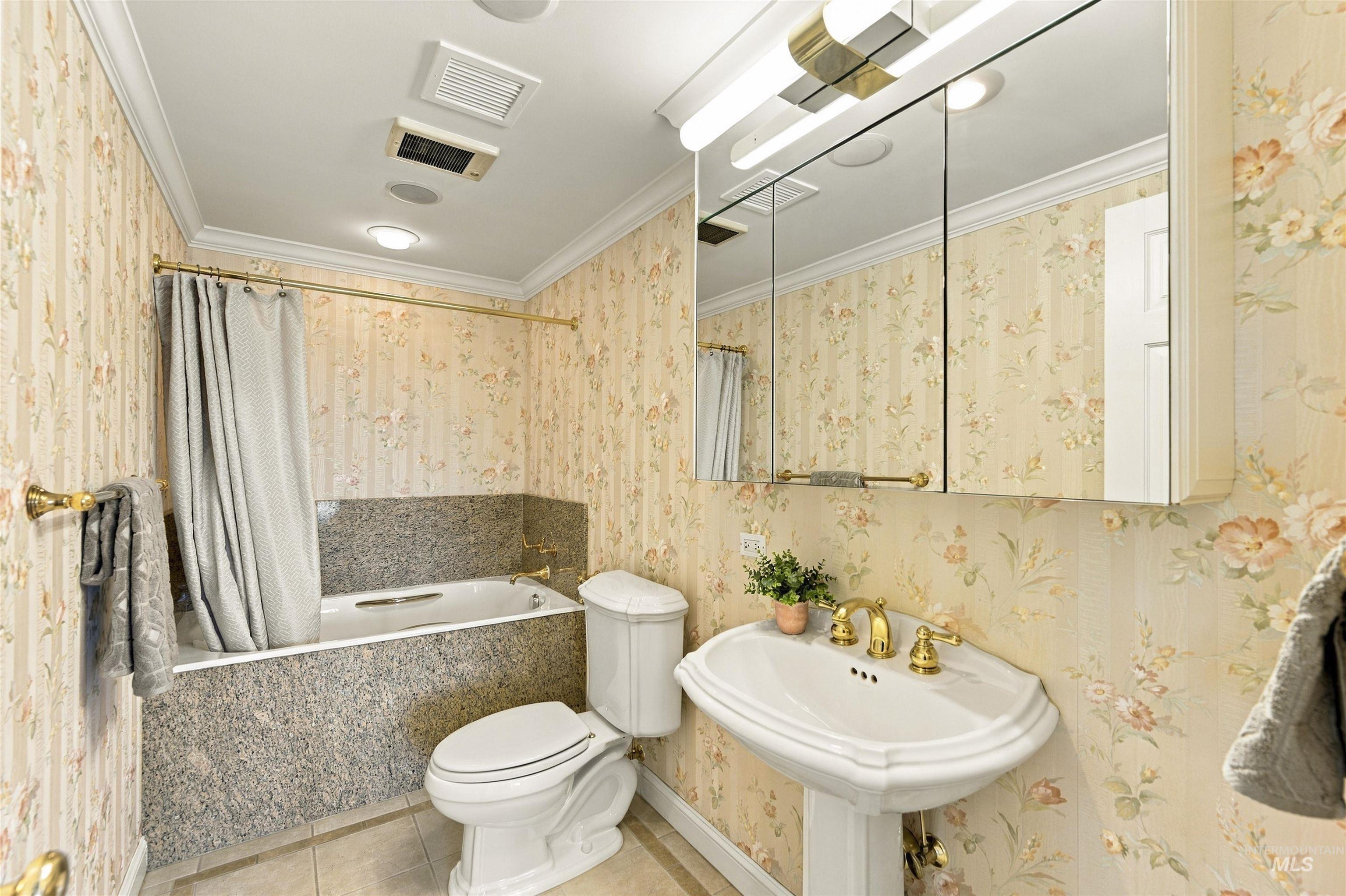 200 N 3rd Street Unit: 1202