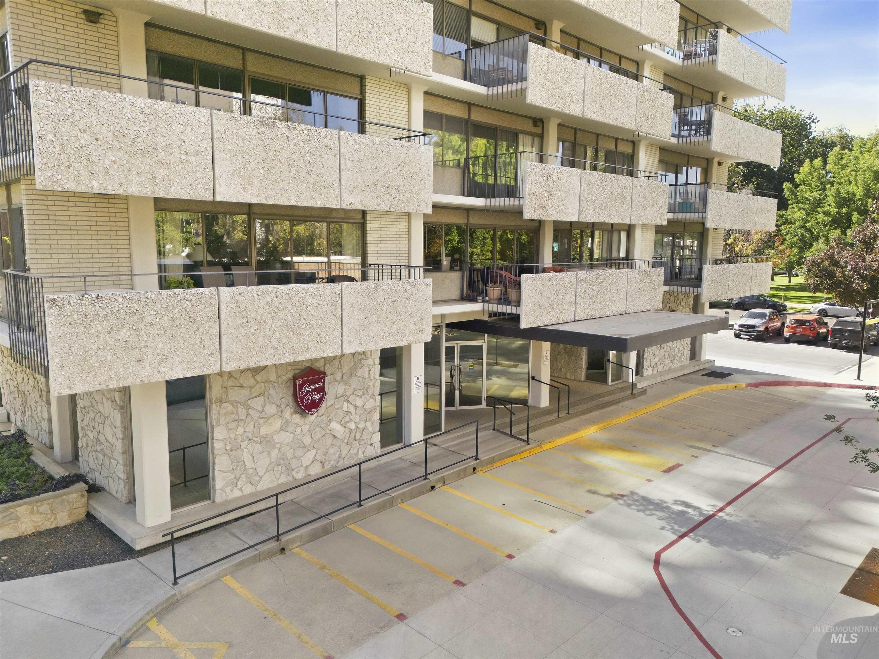 200 N 3rd Street Unit: 1202