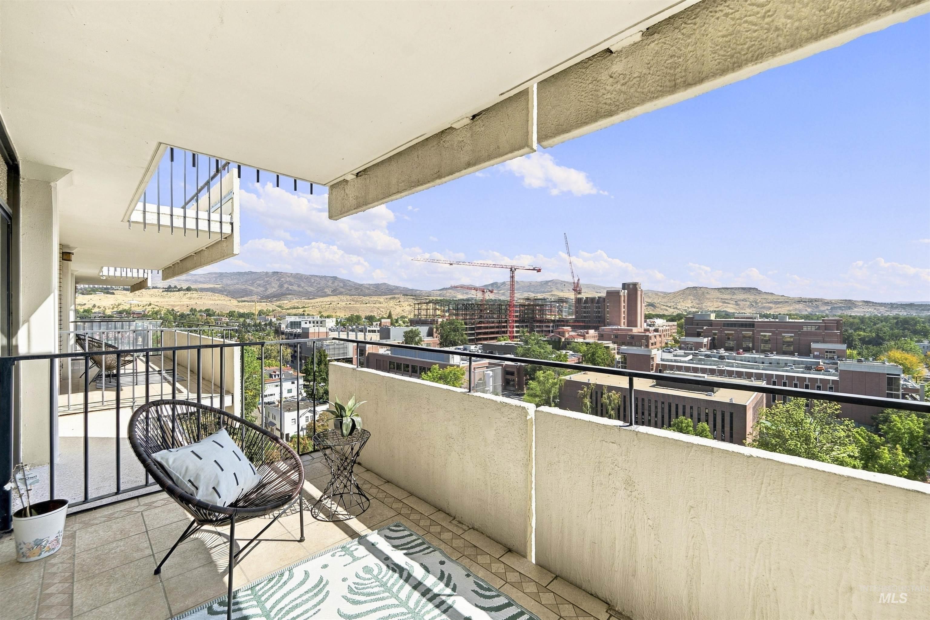 200 N 3rd Street Unit: 1202
