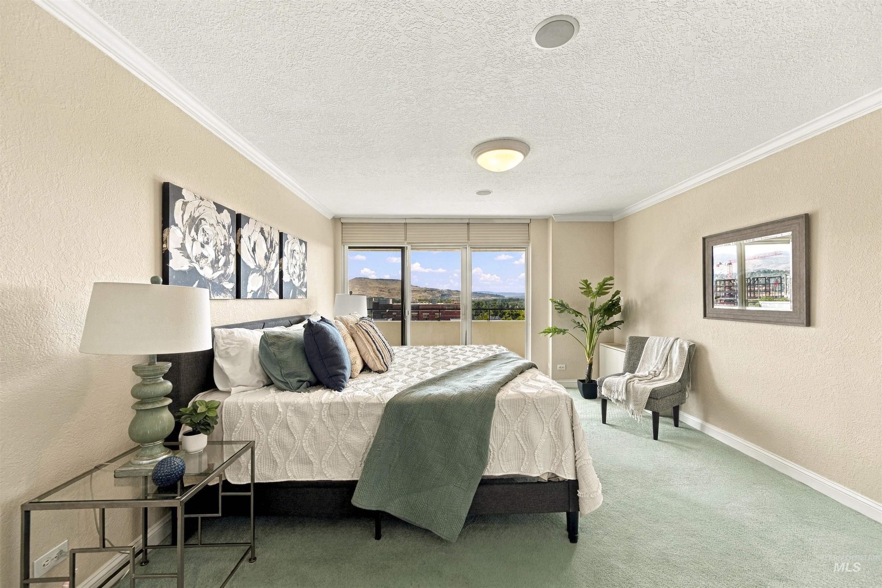 200 N 3rd Street Unit: 1202