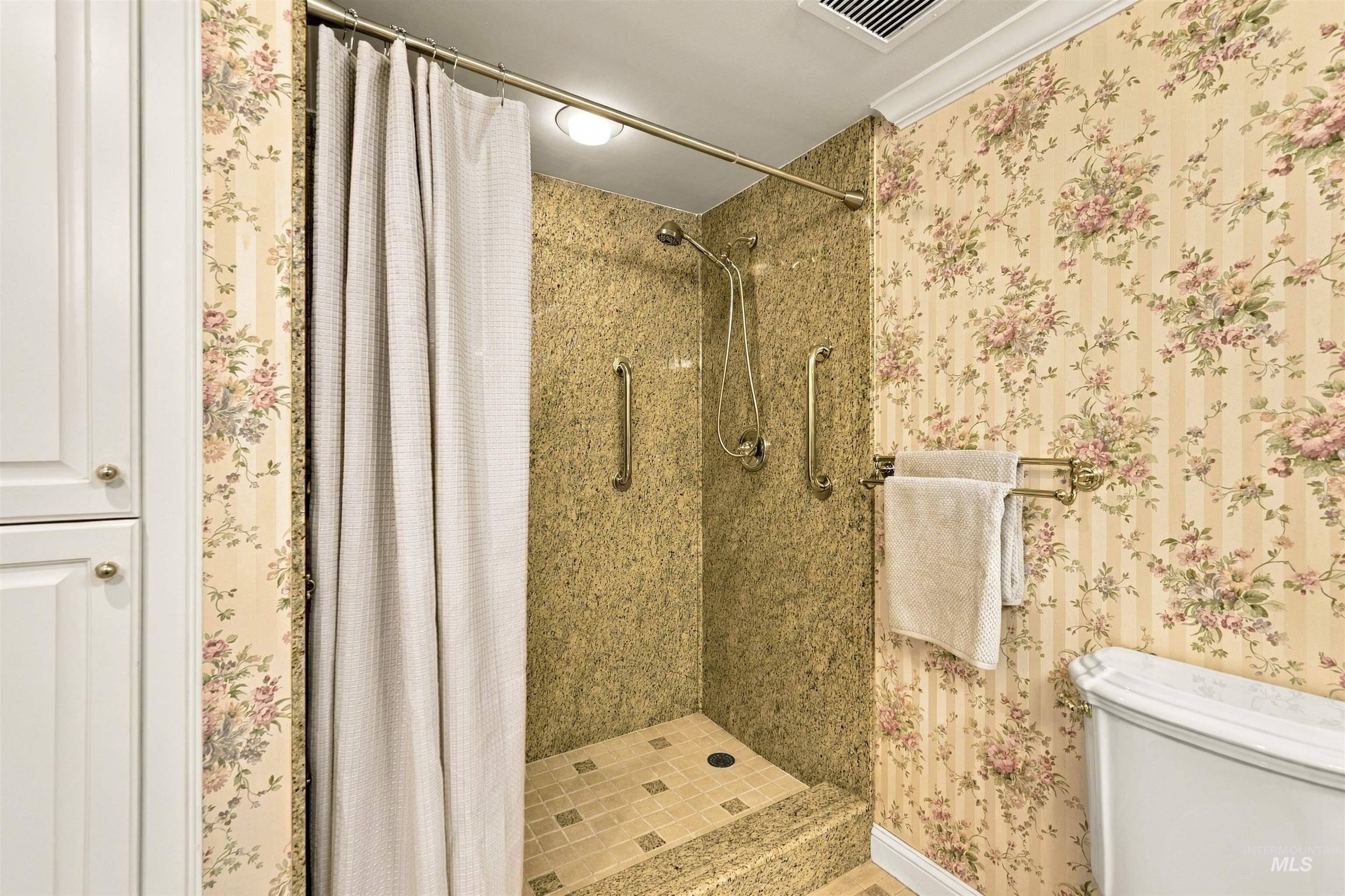 200 N 3rd Street Unit: 1202
