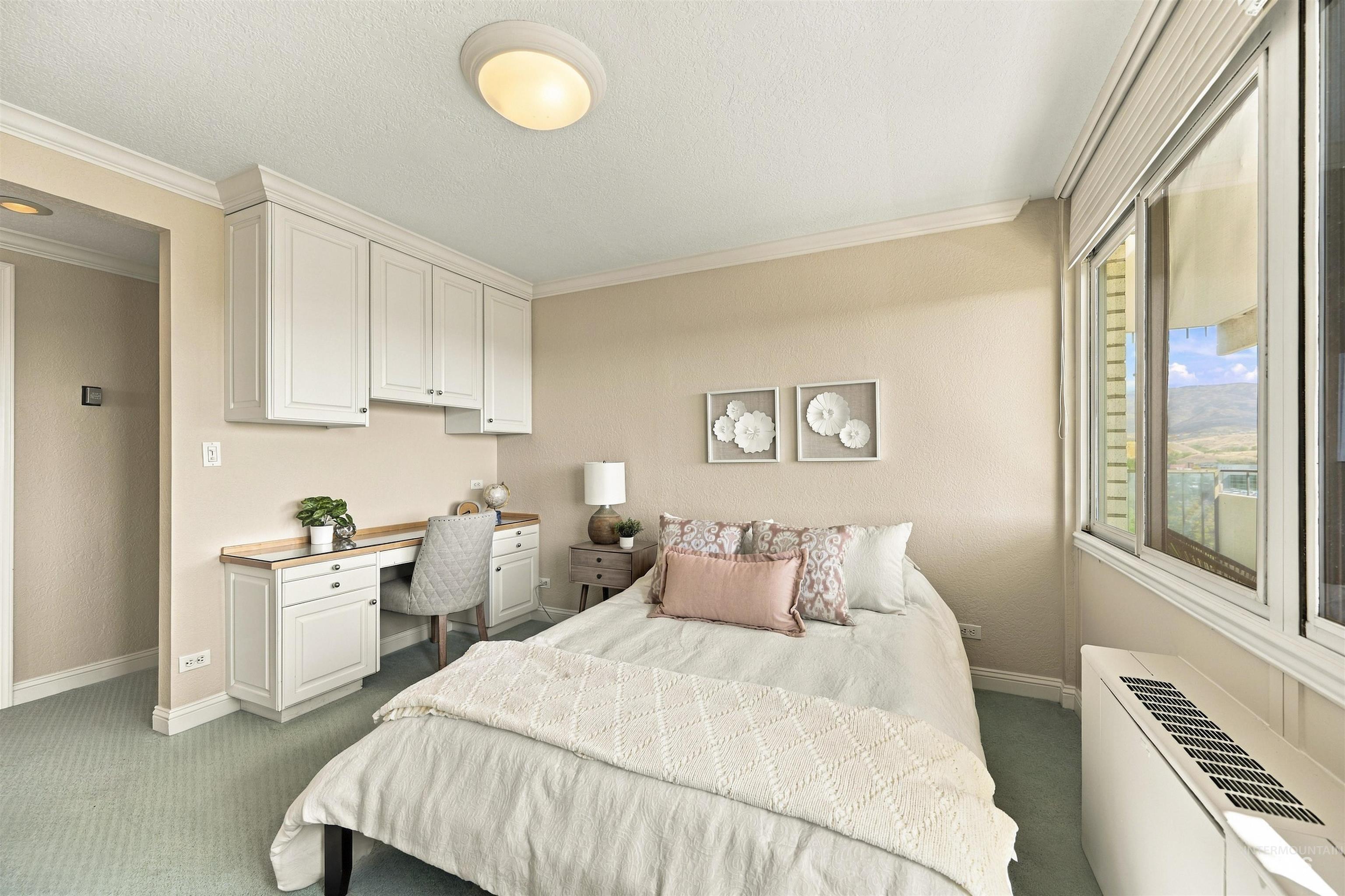 200 N 3rd Street Unit: 1202