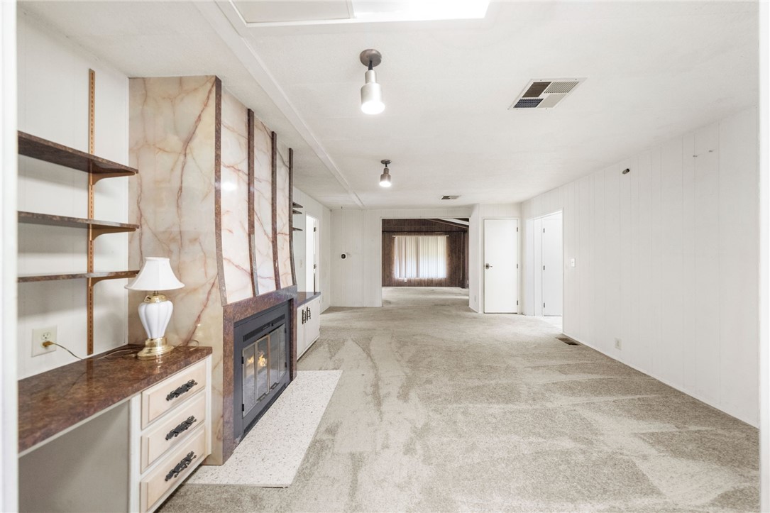 9255 Magnolia Avenue 329