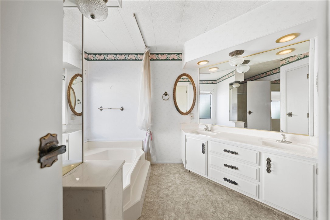 9255 Magnolia Avenue 329