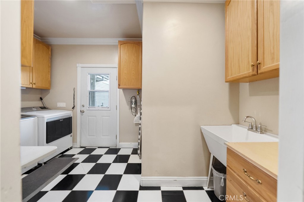 40570 Calle Fiesta