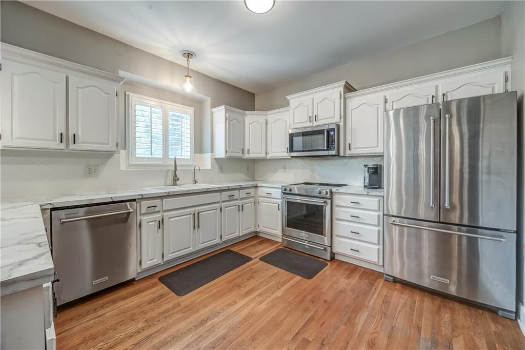 15645 W 154th Street