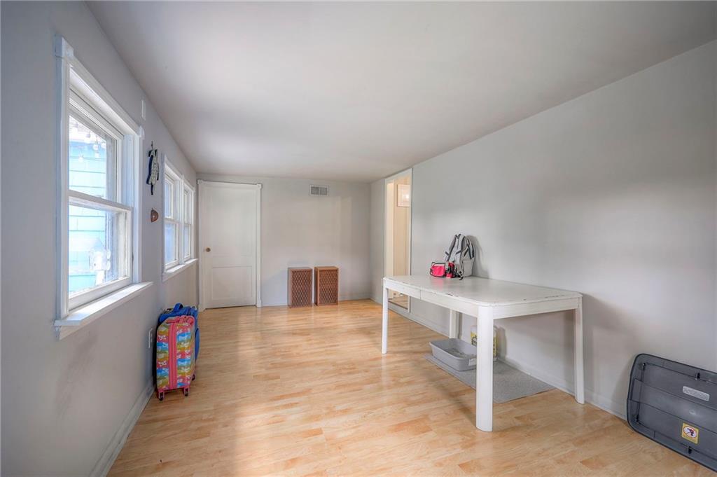 2145 S 37th Street