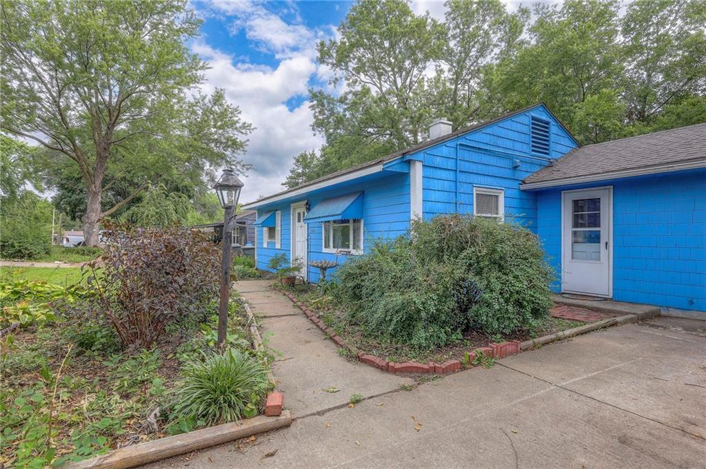 2145 S 37th Street