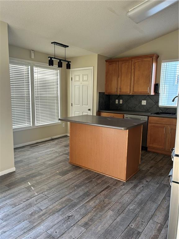 1808 W Fredrickson Drive