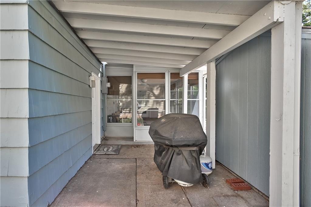 433 E 73rd Terrace