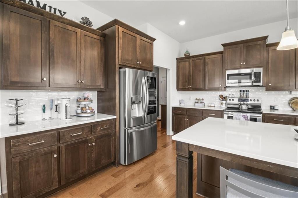 128 SE Briar Valley Lane