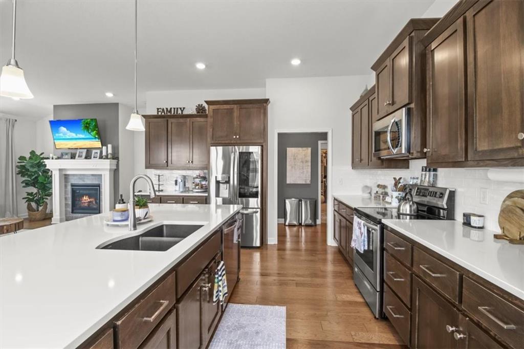 128 SE Briar Valley Lane