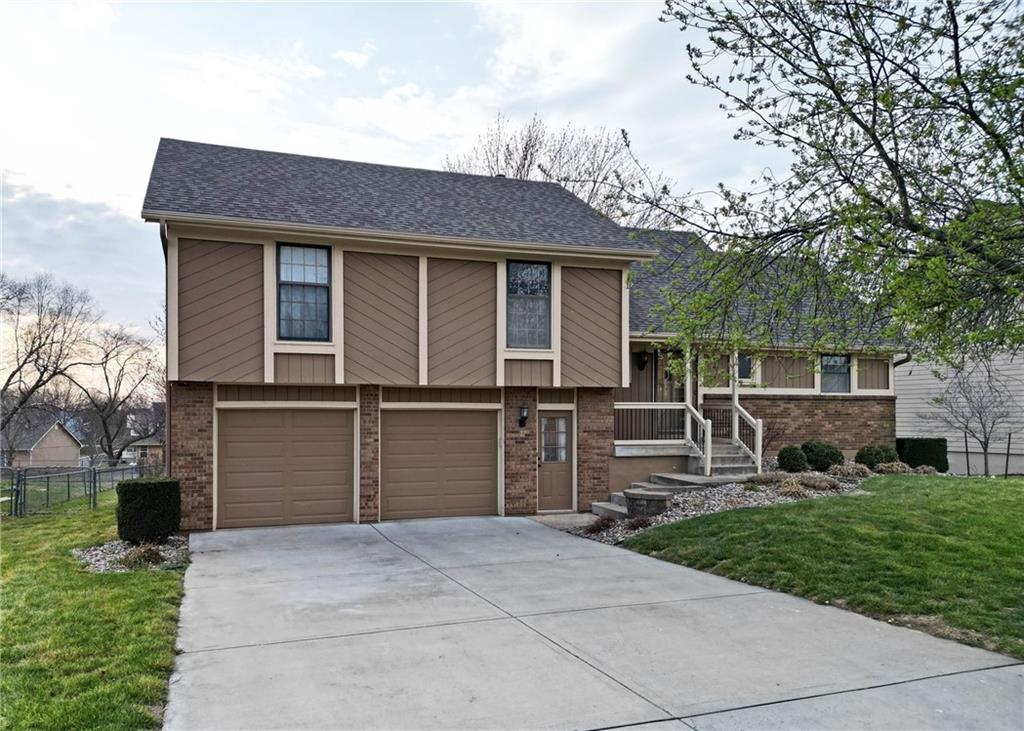 216 Johnston Parkway
