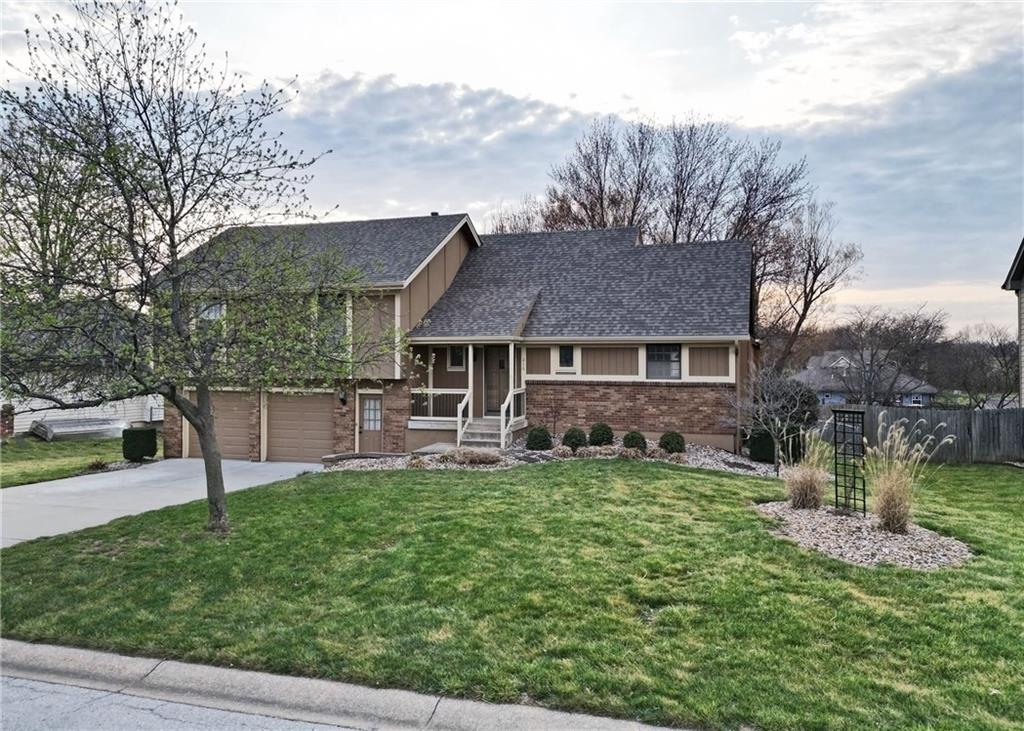 216 Johnston Parkway