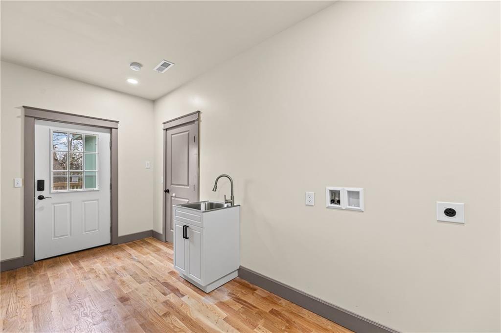 315 E Park Road