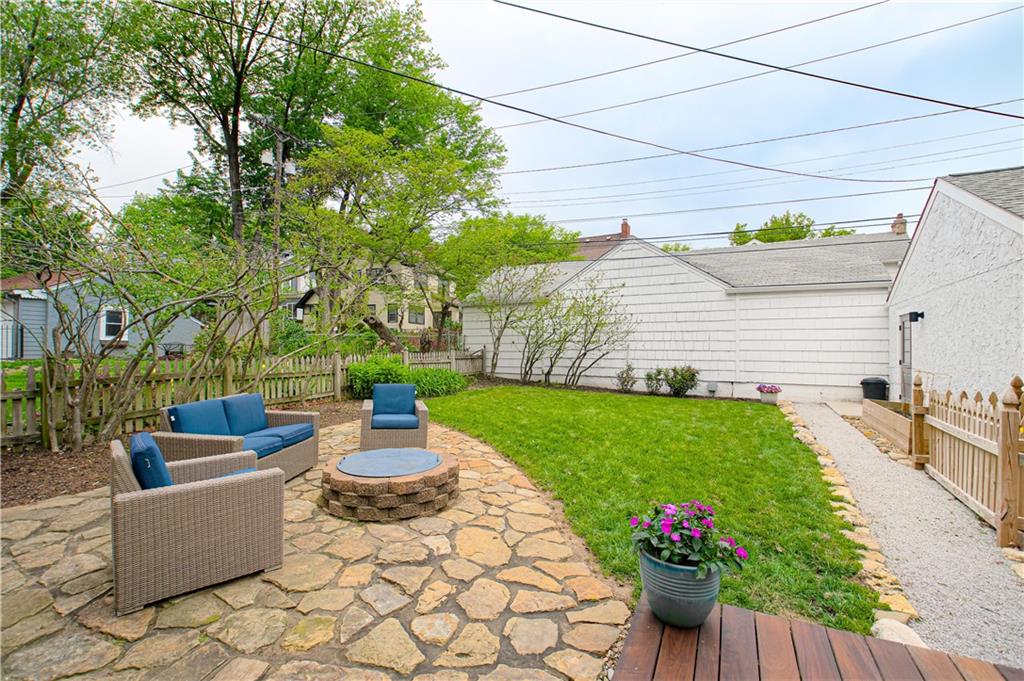 308 E 68TH Terrace