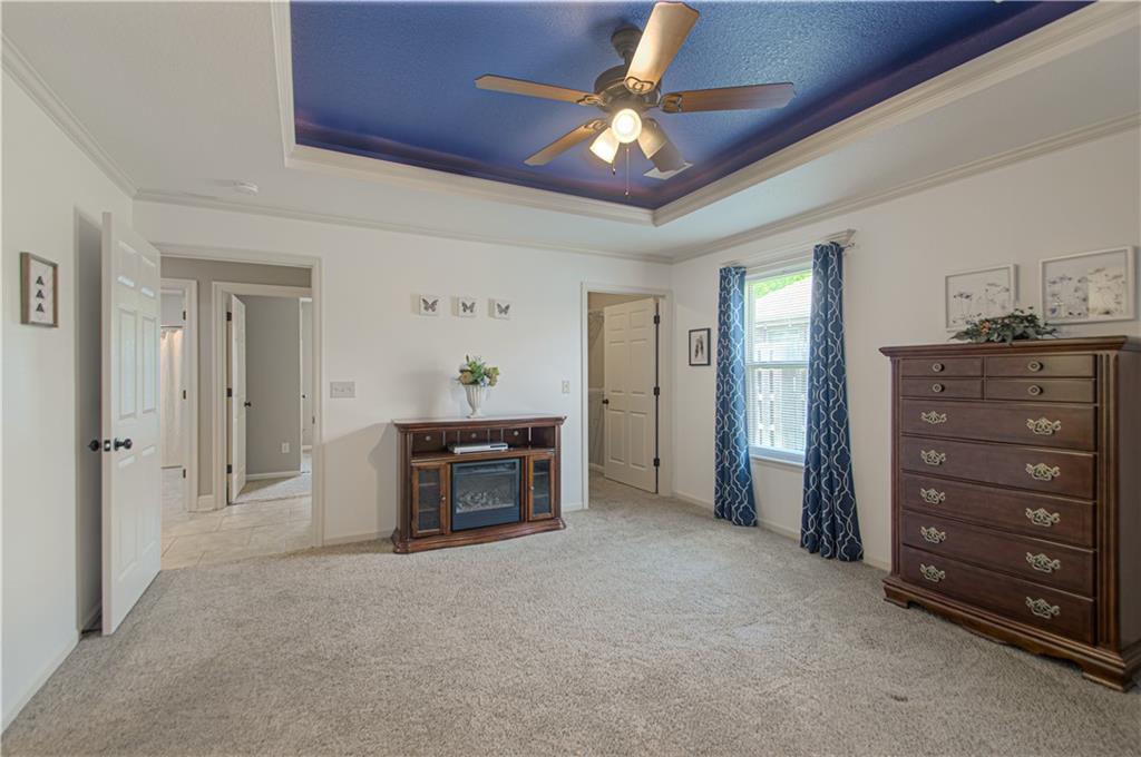 110 NW Lindsey Lane