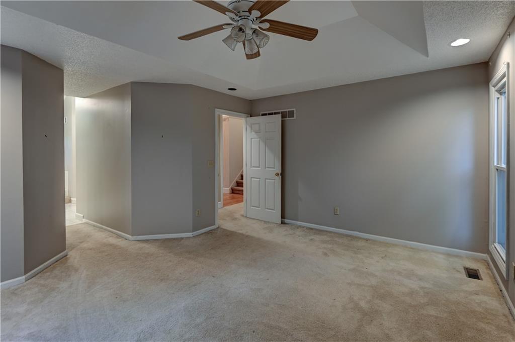 28385 Woodland Road