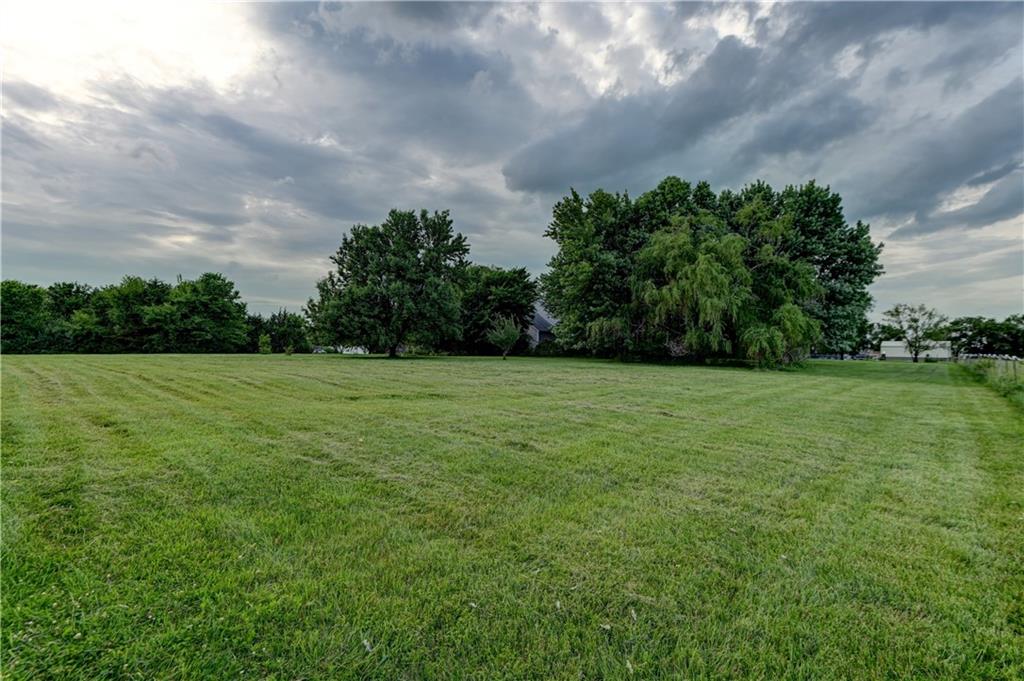 28385 Woodland Road