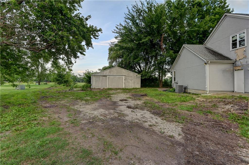 28385 Woodland Road
