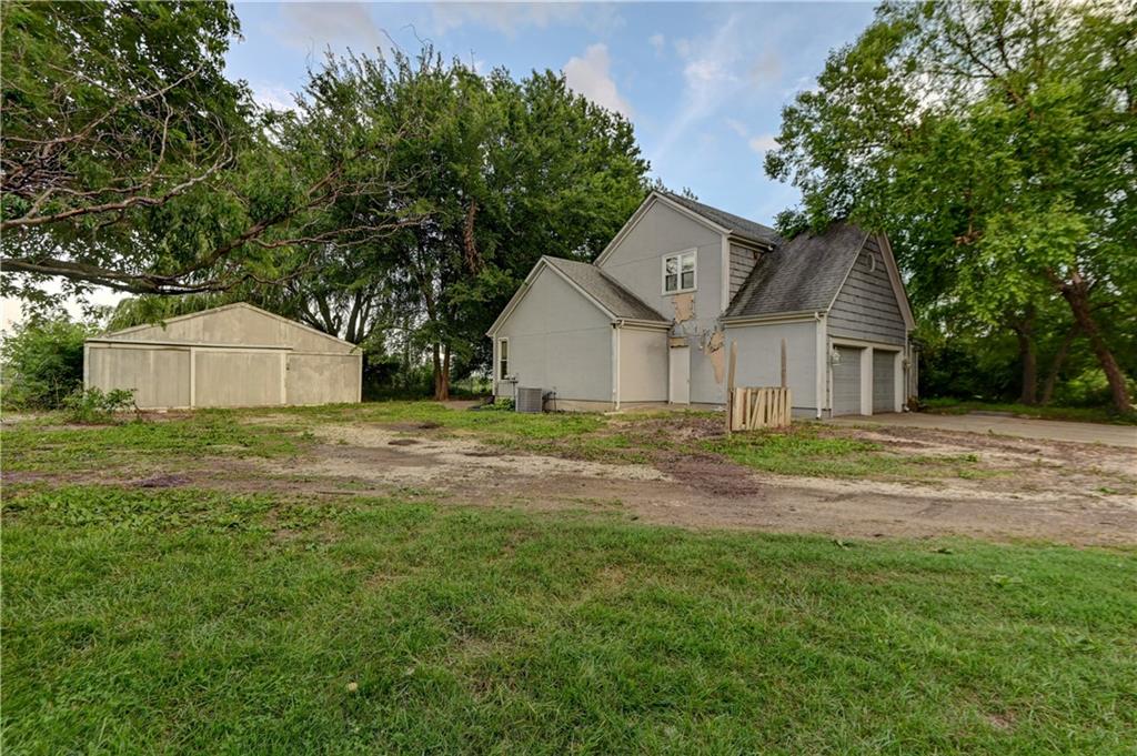 28385 Woodland Road