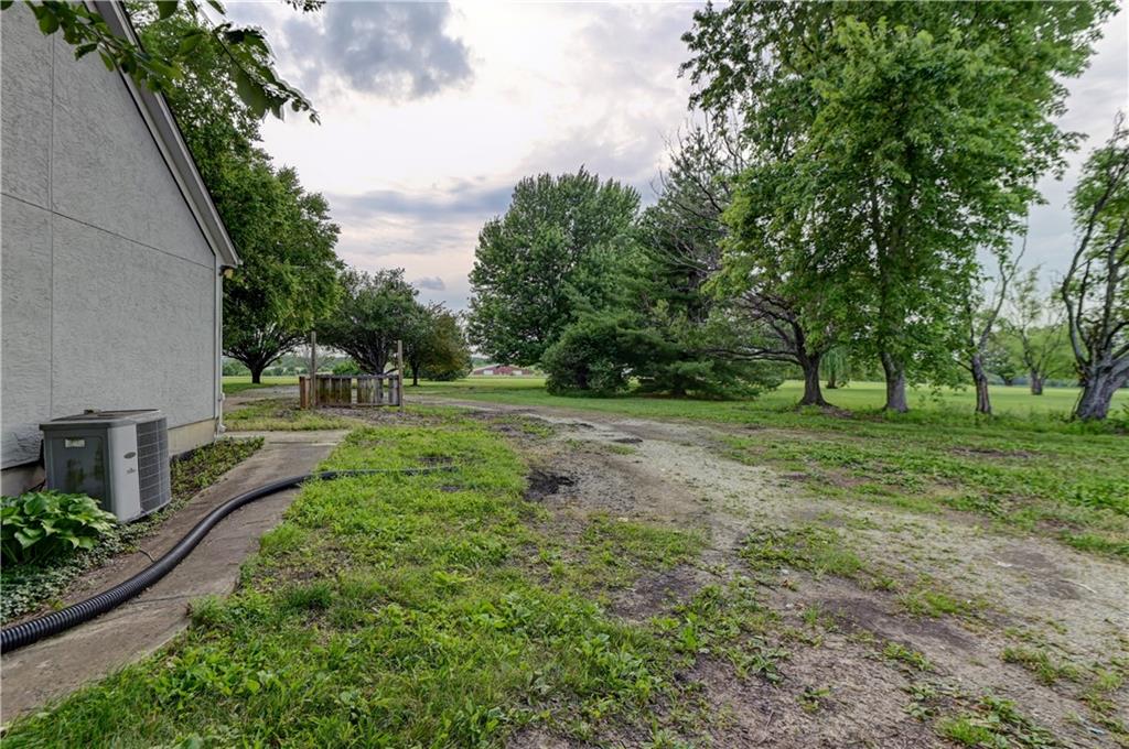 28385 Woodland Road