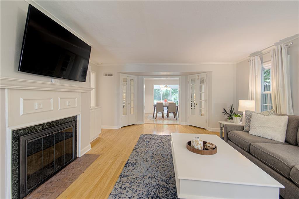 8751 Sleepy Hollow Road