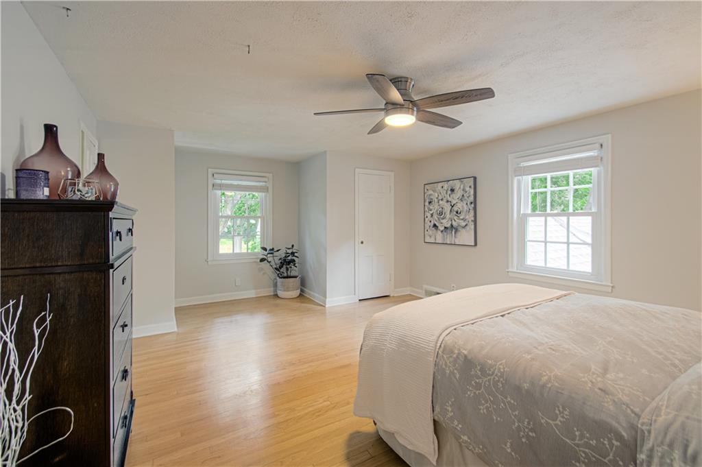 8751 Sleepy Hollow Road