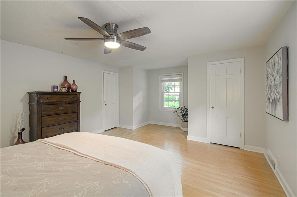 8751 Sleepy Hollow Road