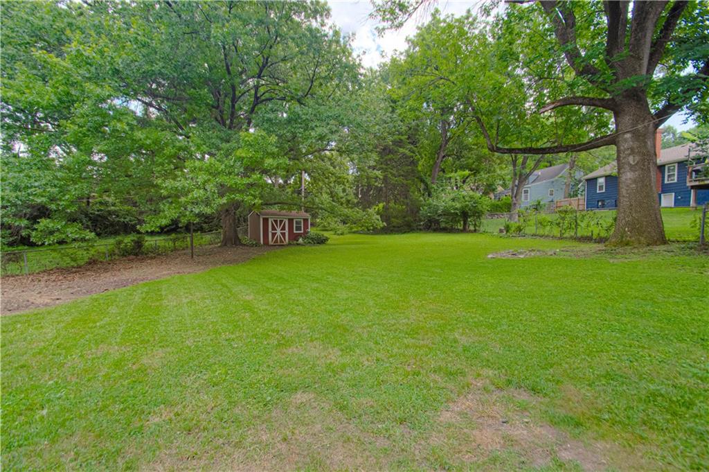 8751 Sleepy Hollow Road