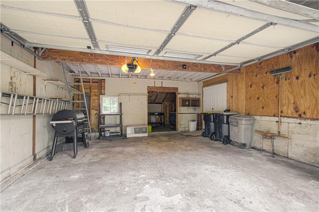 8751 Sleepy Hollow Road