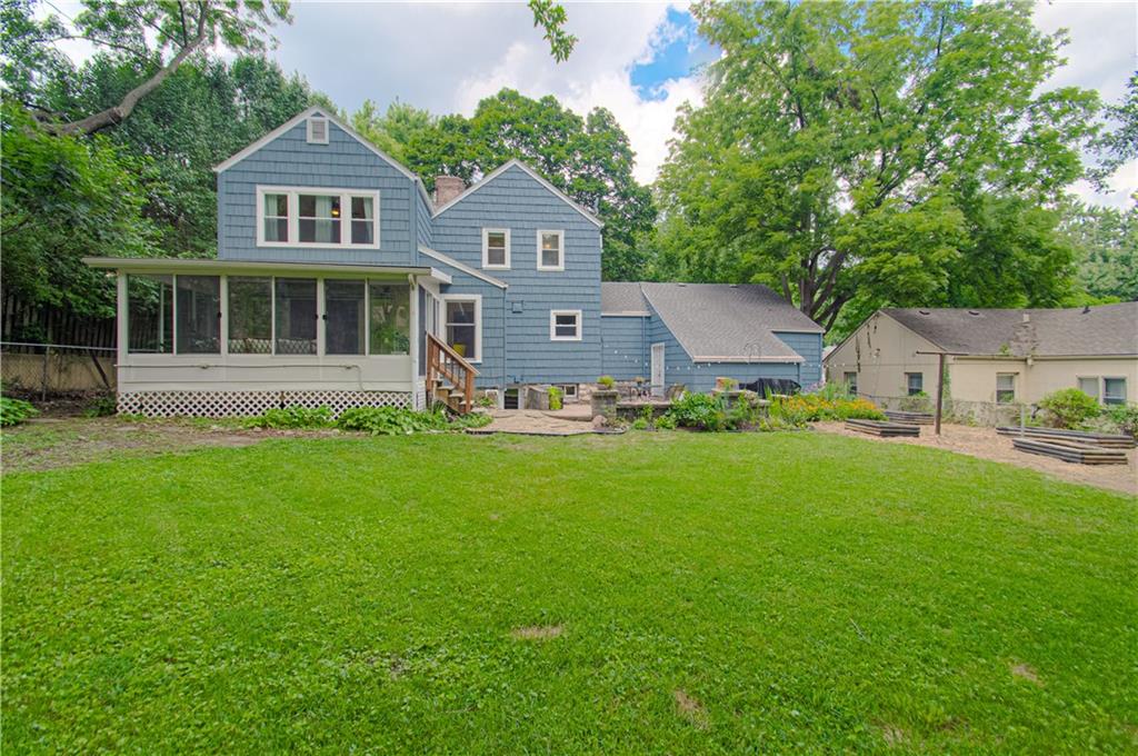 8751 Sleepy Hollow Road