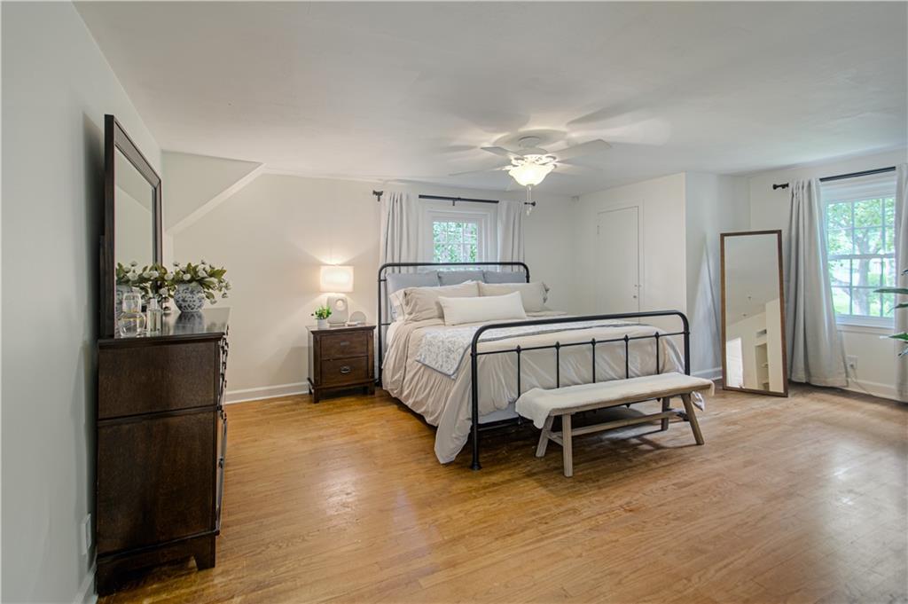 8751 Sleepy Hollow Road