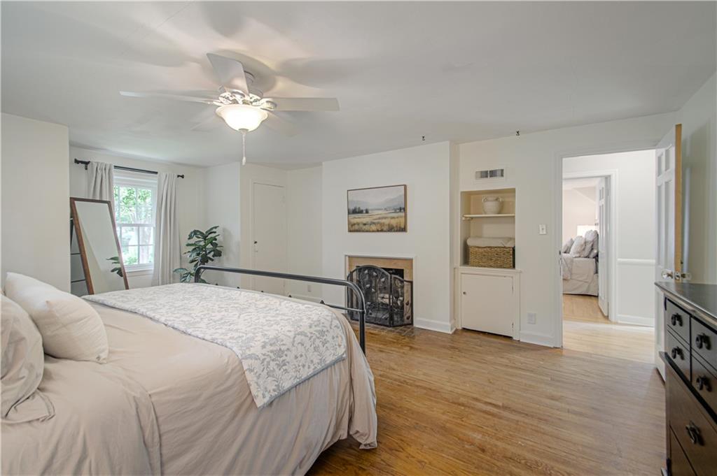 8751 Sleepy Hollow Road