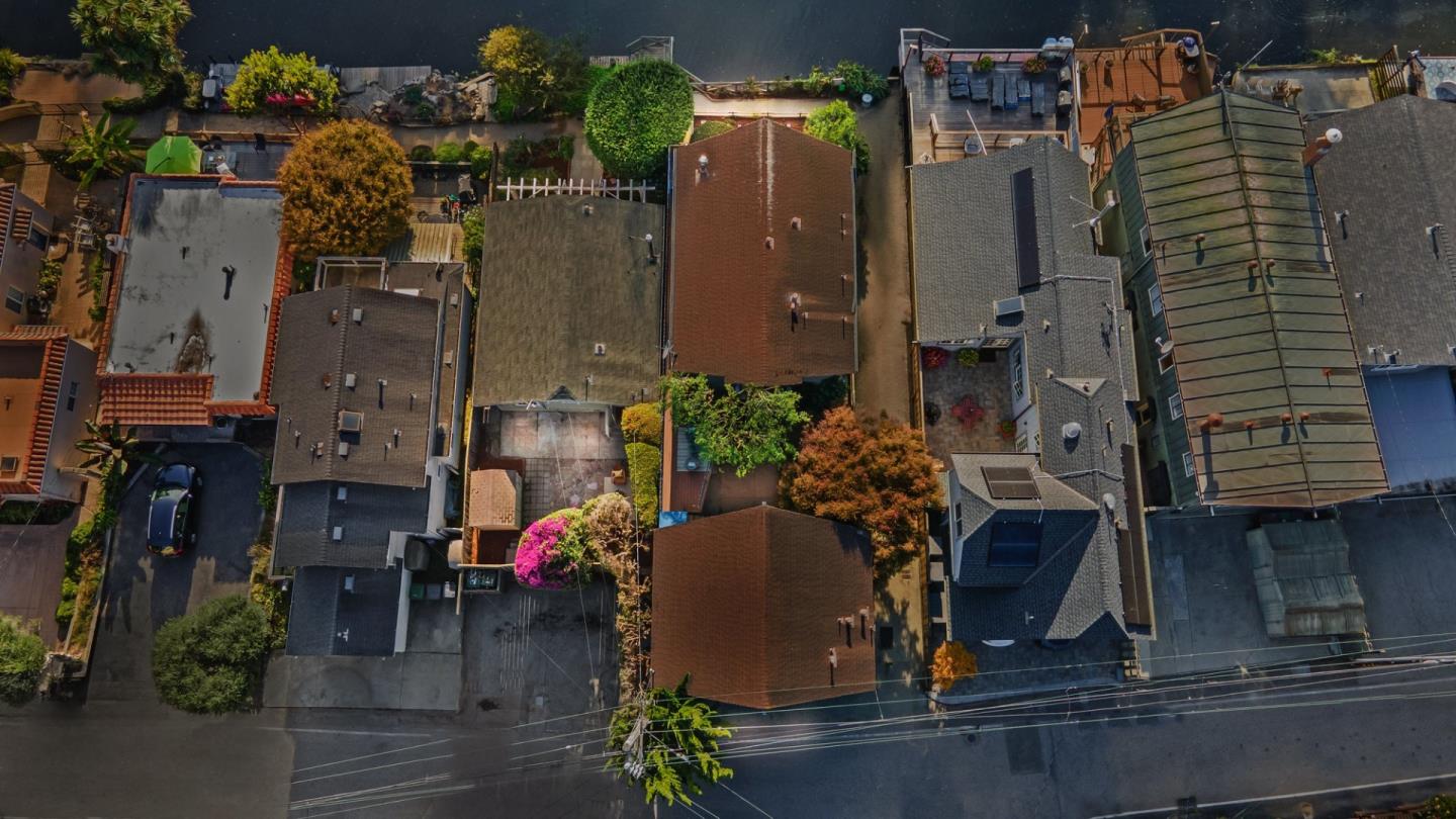 425 Riverview Avenue