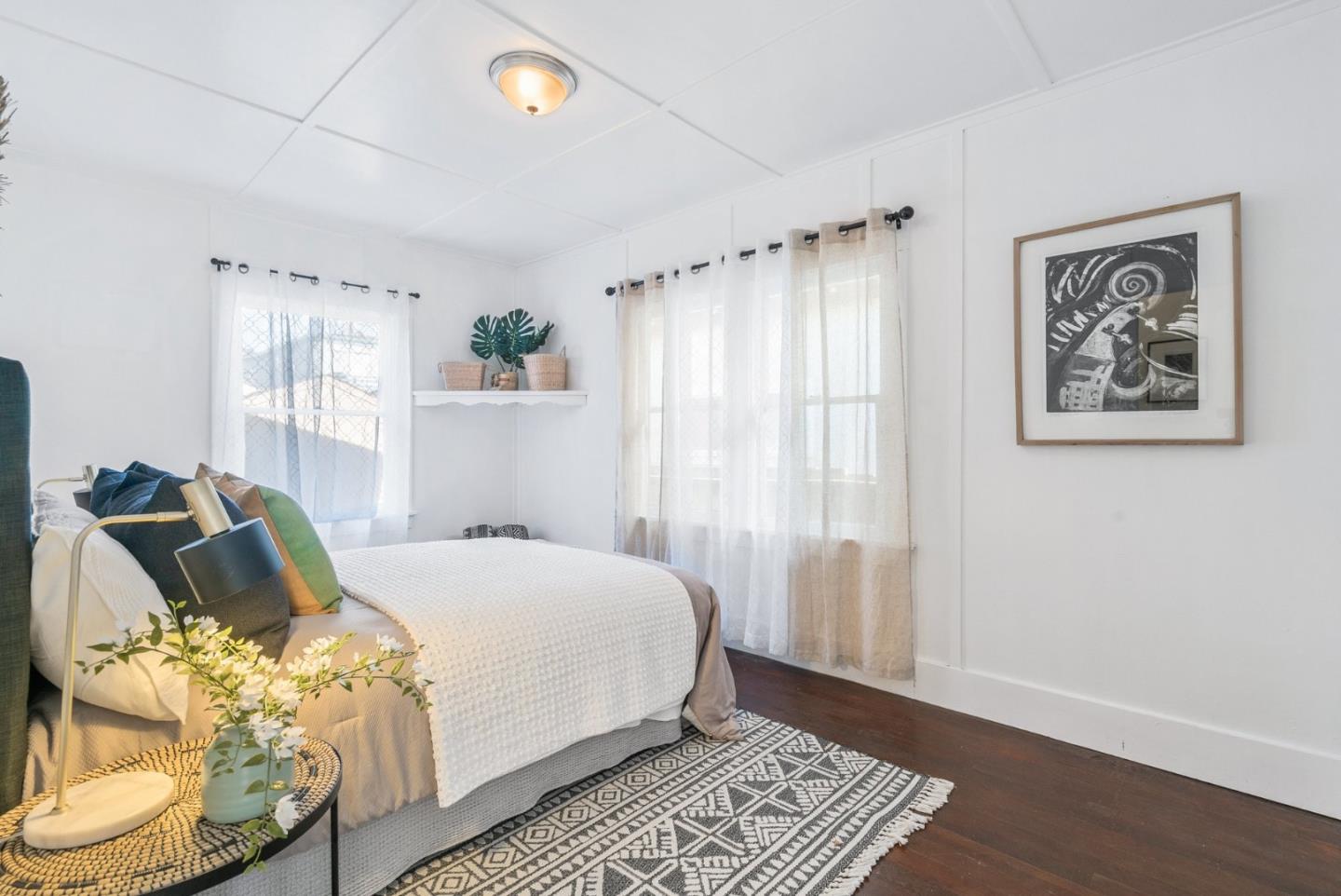 425 Riverview Avenue